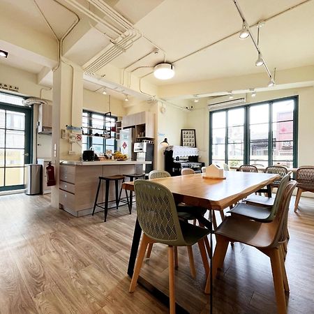 Funtime Hostel 嘉義市 エクステリア 写真