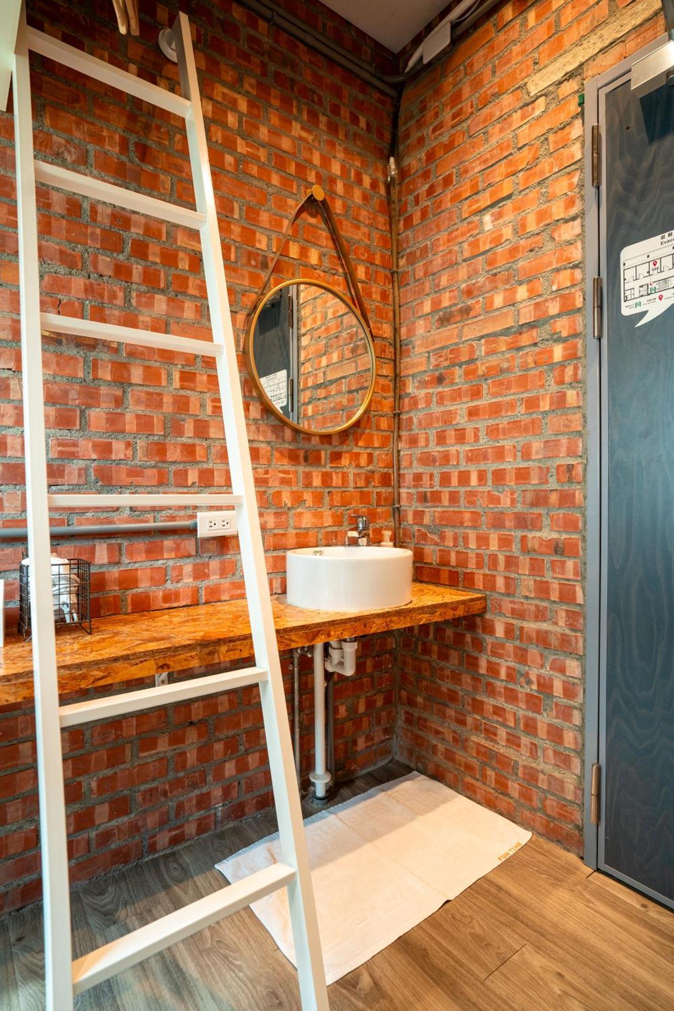 Funtime Hostel 嘉義市 エクステリア 写真